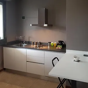 Airport Orio Studio Apartament
