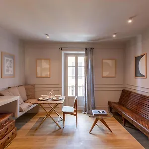 Suites Menaggio Apartament