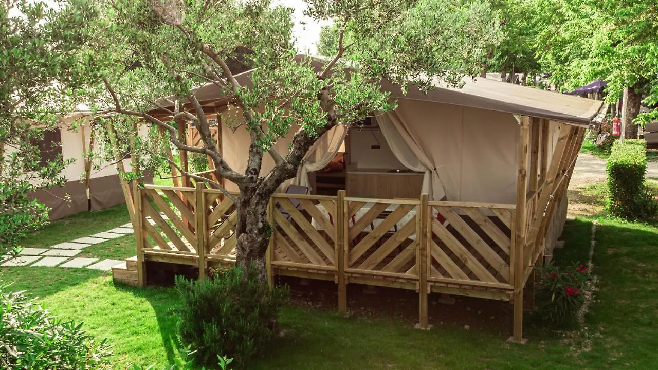 Sereno Camping Holiday Moniga del Garda 4*,