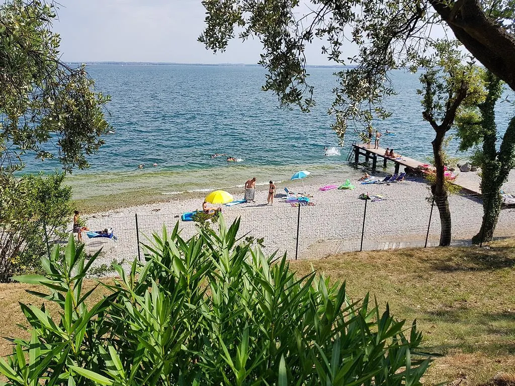 Sereno Camping Holiday Moniga del Garda 4*,