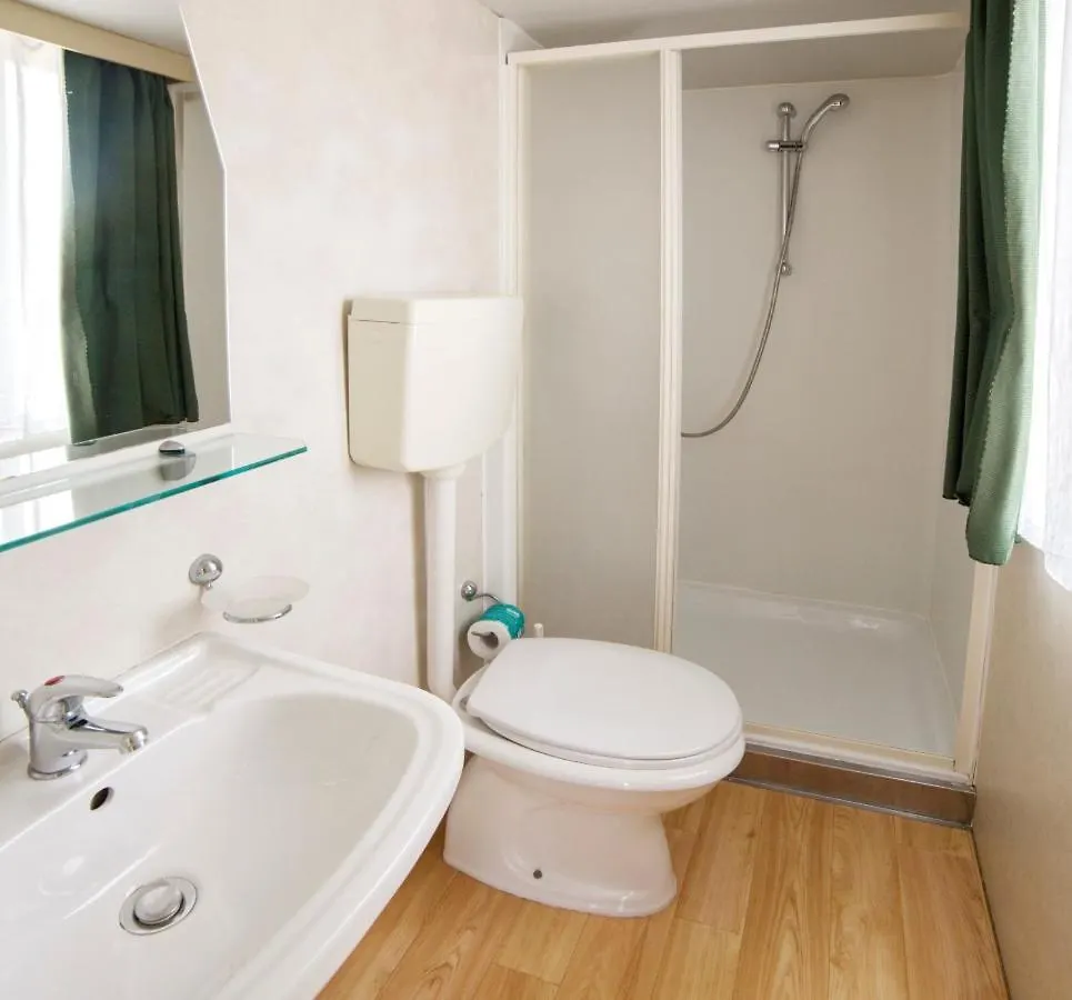 Sereno Camping Holiday Moniga del Garda 4*,  Włochy