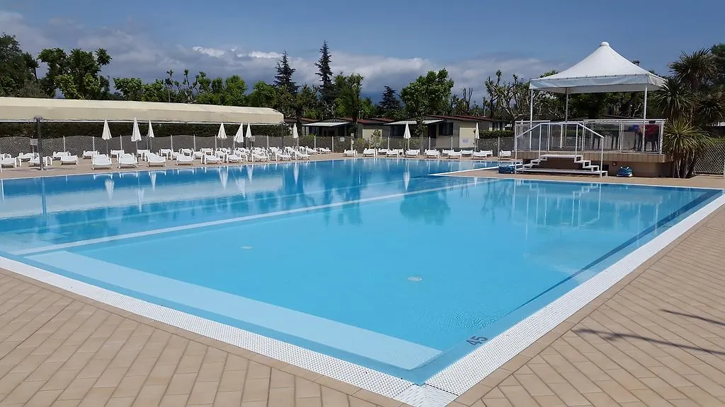 Sereno Camping Holiday Moniga del Garda Włochy